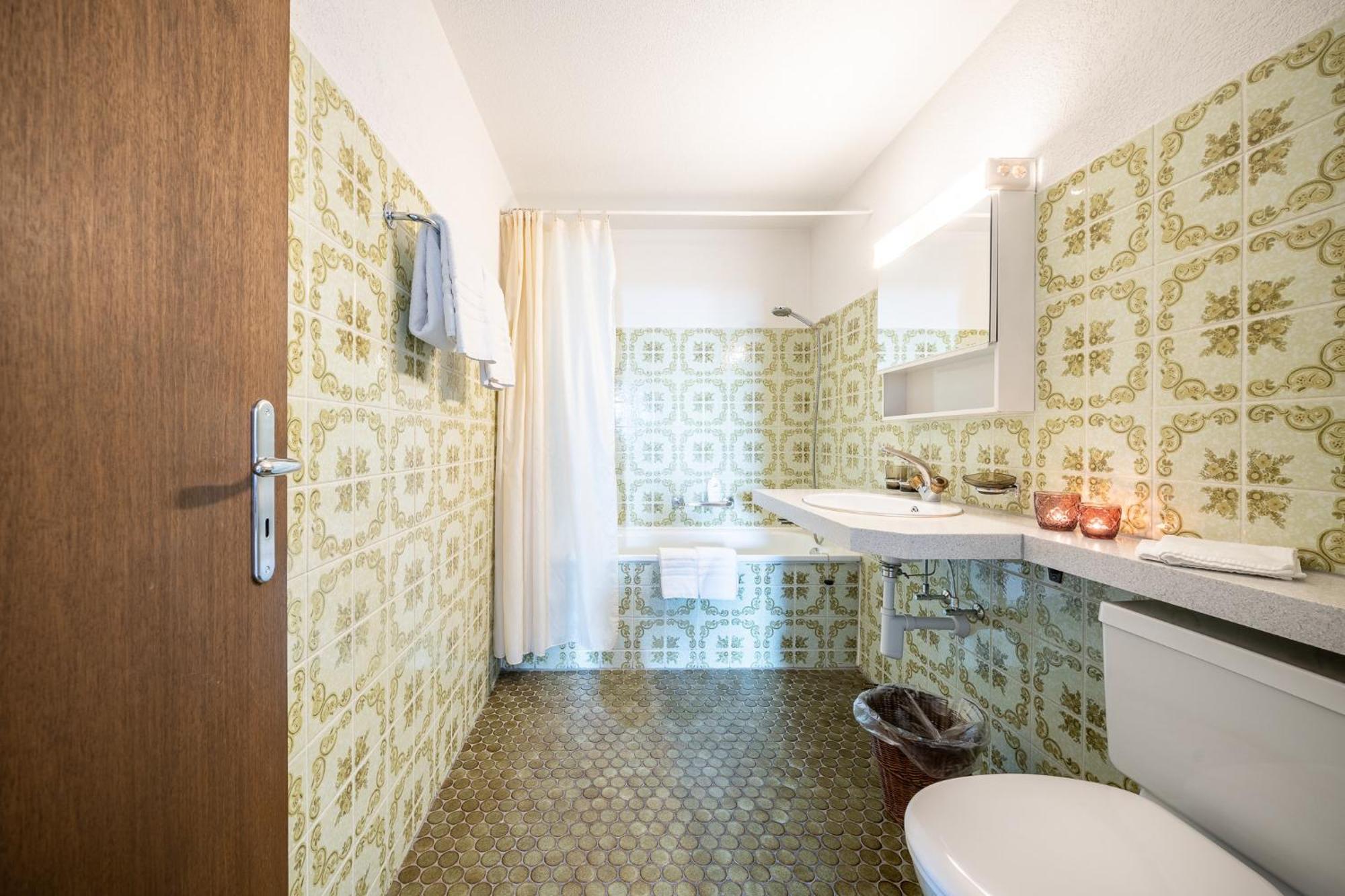 8001 Gemuetliche 2,5-Zimmer-Wohnung Mit Wunderschoenem Ausblick Richtung Scuol Vulpera Εξωτερικό φωτογραφία